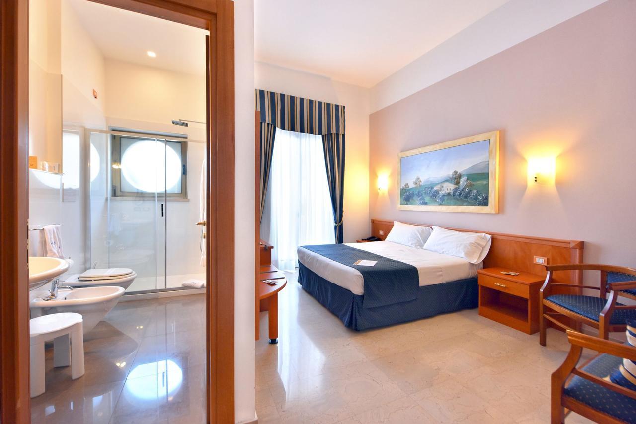 Hotel D'Altavilla Canosa di Puglia Eksteriør billede