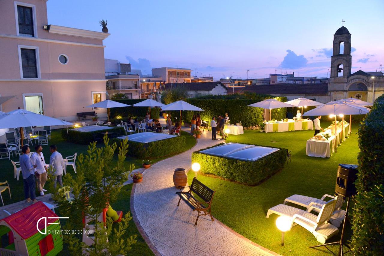 Hotel D'Altavilla Canosa di Puglia Eksteriør billede